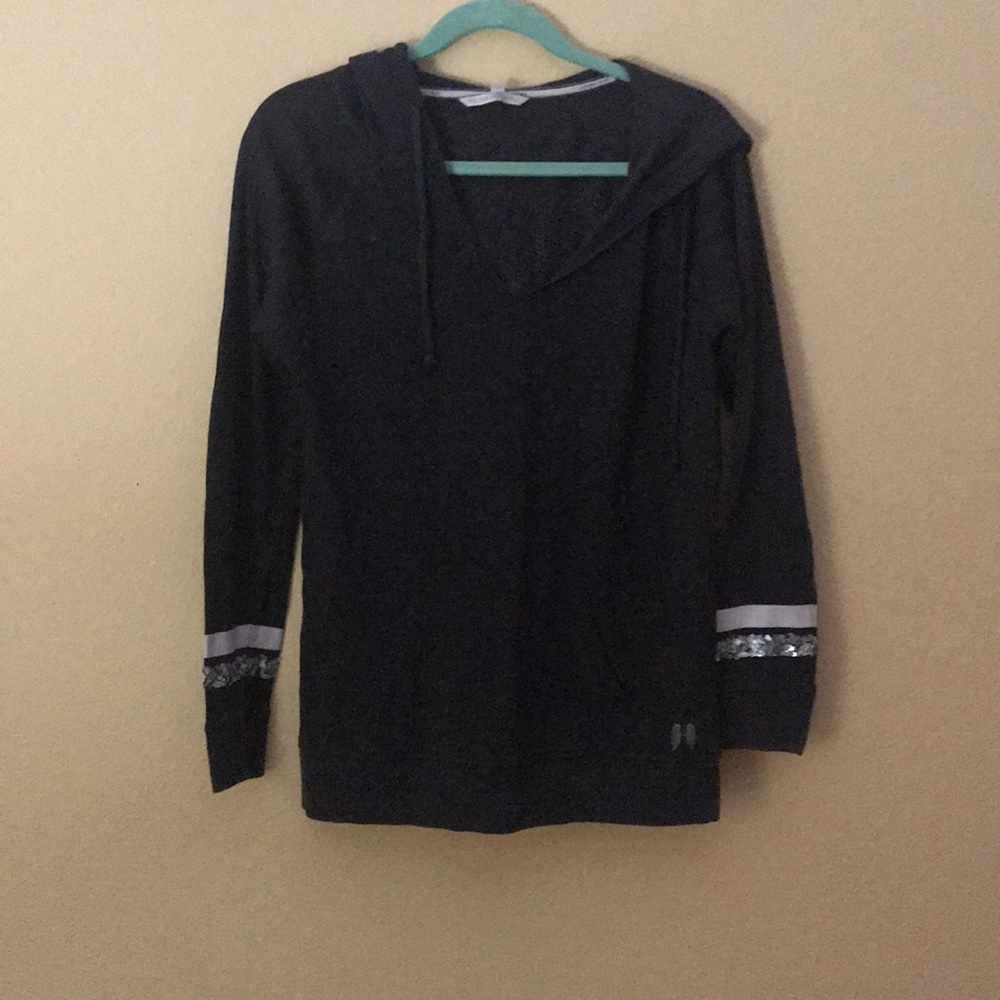 VS tunic hooded